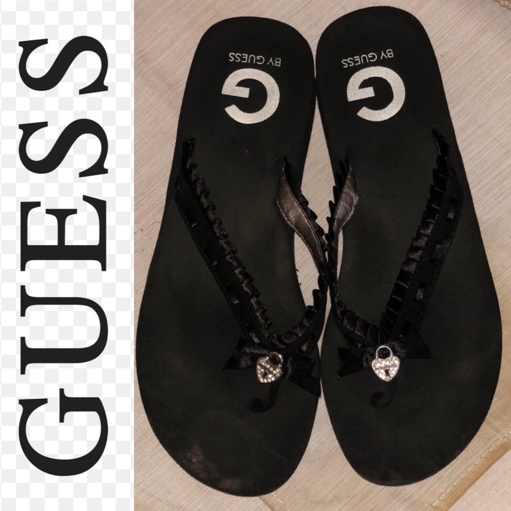 Guess Flip Flops ☀️